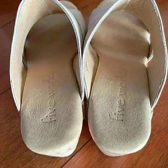 Five Worlds By Cordani Zafira Hueso Nubuck 6 M. SAVE $56.00 - Picture 6 of 8